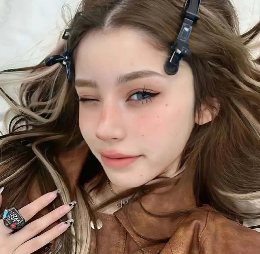 作为替身的她
