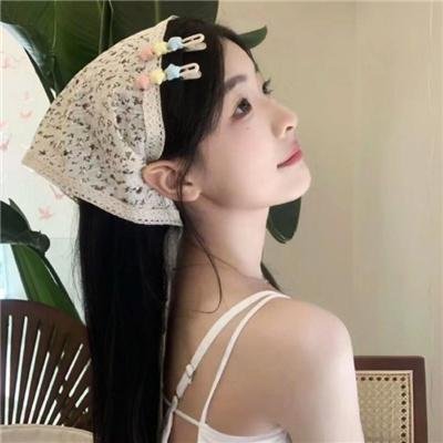 黑夜中的玻璃人偶